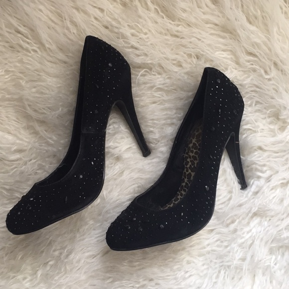 Black Rhinestone Pumps 💕 - Picture 2 of 8